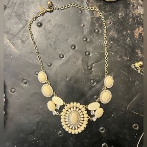 Gorgeous Kate spade necklace.